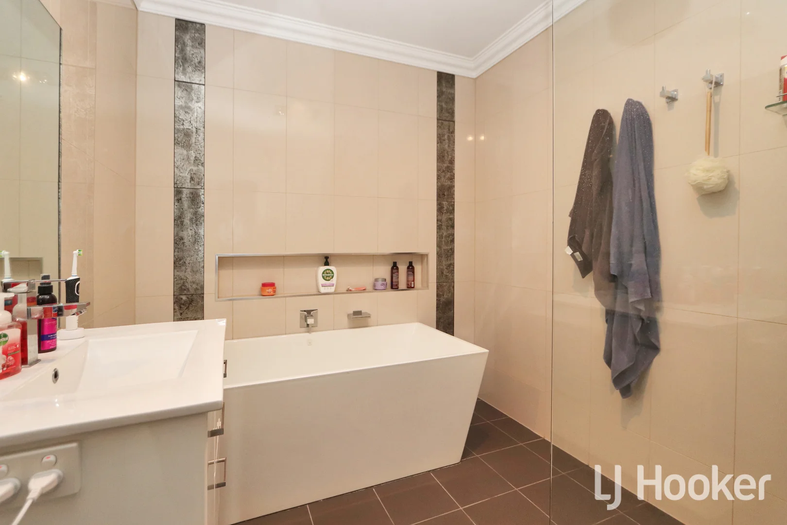 Additional image 6 of 16 Bennett Street, Inverell NSW 2360