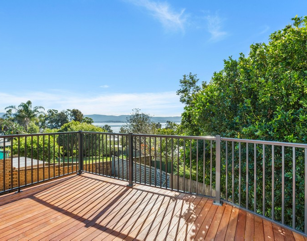 2 Theile Place, Mount Warrigal NSW 2528