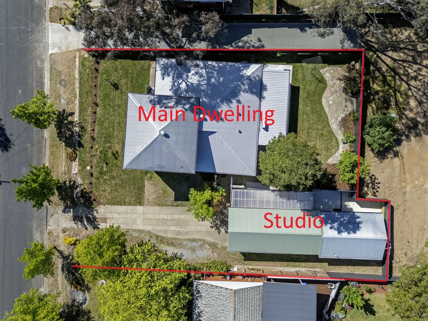 5 bedrooms House in  KELSO NSW, 2795