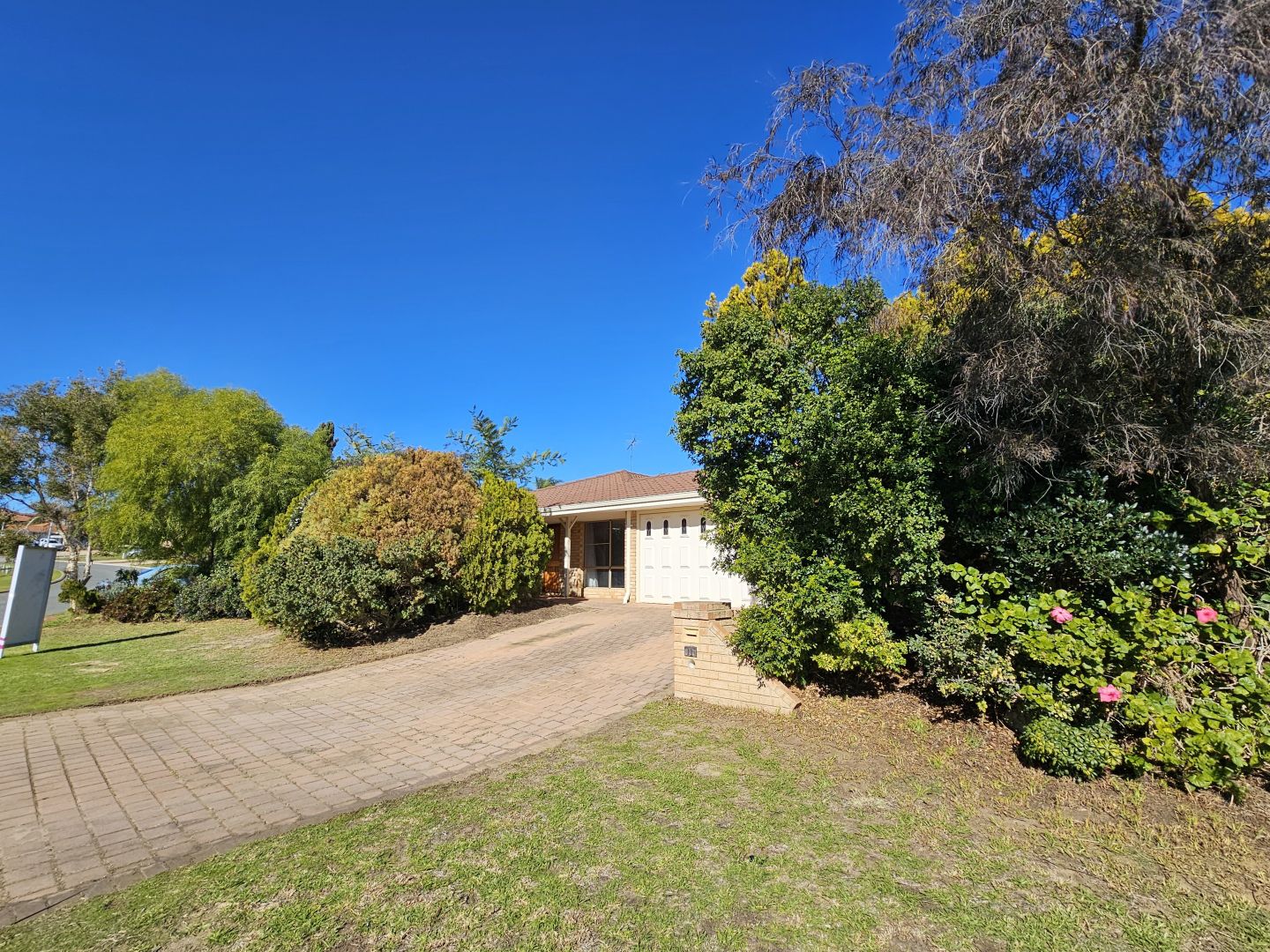 11 Serpentine Gardens, Clarkson WA 6030, Image 1