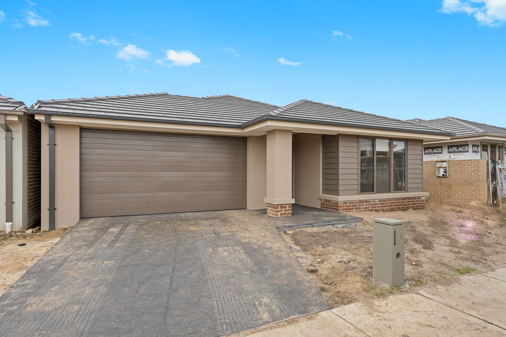 4 bedrooms House in 15 Golden Gate Drive CLYDE NORTH VIC, 3978