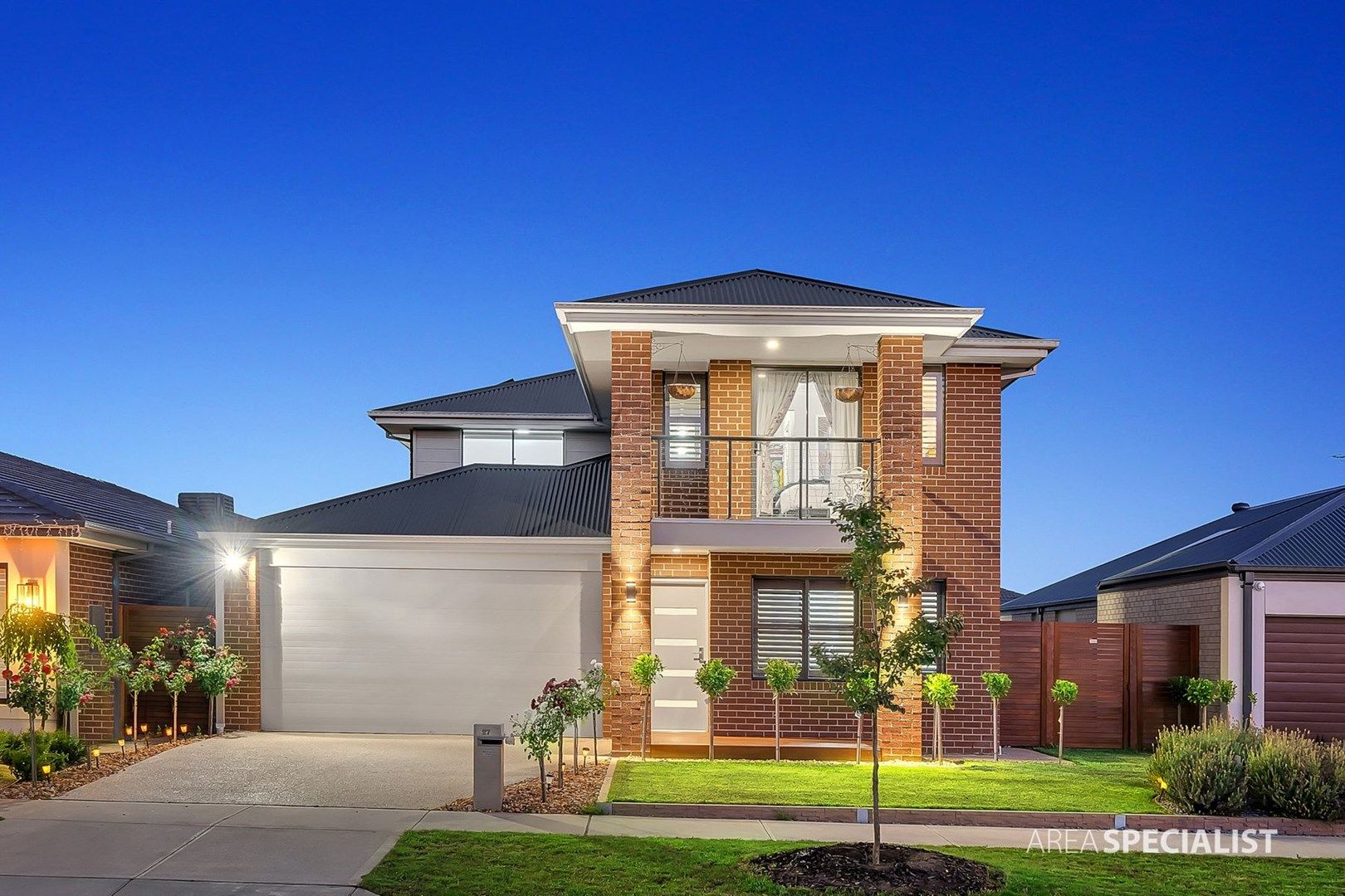 27 Mountjoy Circuit, Clyde North VIC 3978, Image 0