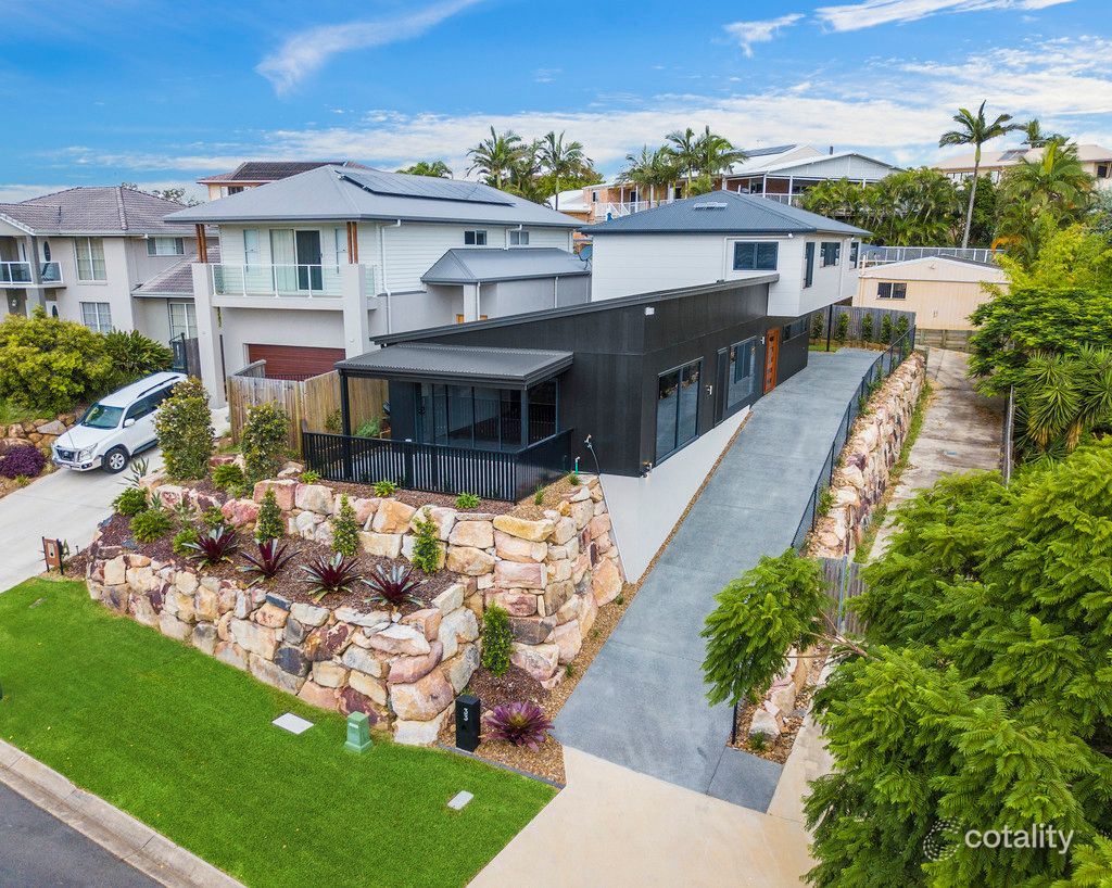 4 bedrooms House in 33 Constellation Crescent BRIDGEMAN DOWNS QLD, 4035