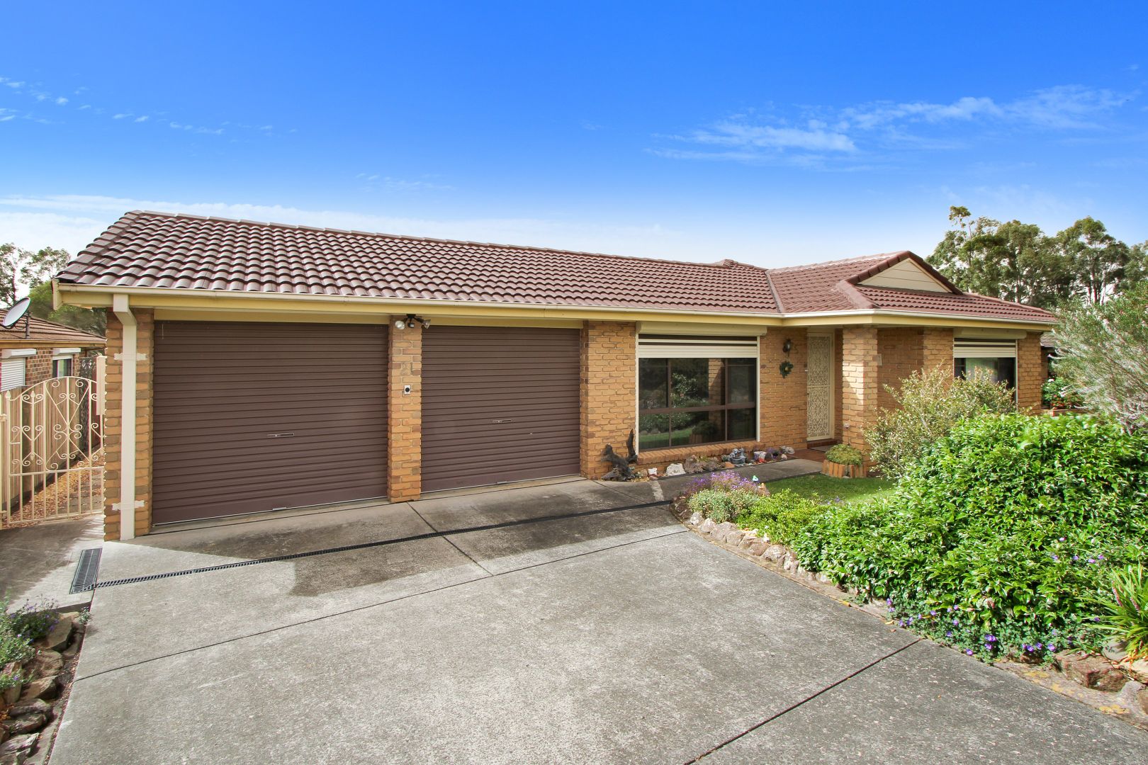21 Sierra Drive, Horsley Property History & Address Research Domain
