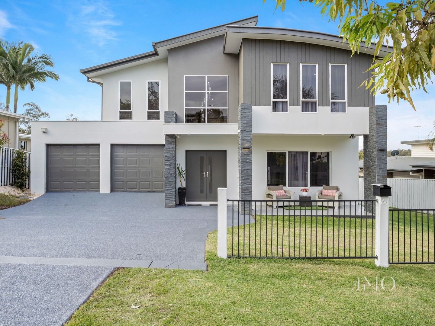4 bedrooms House in 28 Peachester Close ORMEAU QLD, 4208