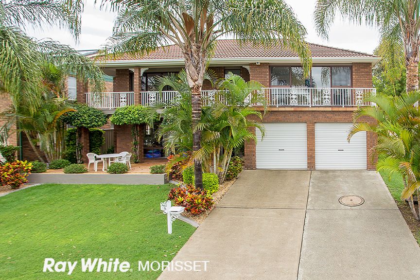 15 Lakeside Close, Bonnells Bay Property History & Address Research