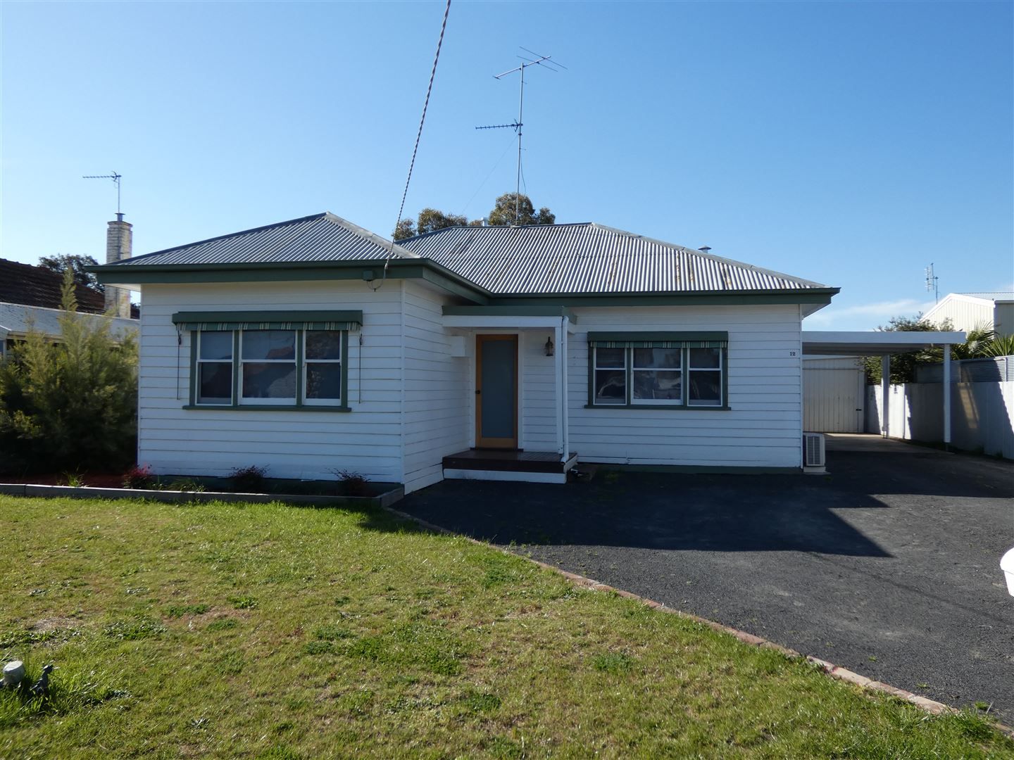3 bedrooms House in 12 Lilac Street HORSHAM VIC, 3400
