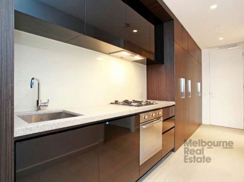 1 bedrooms Apartment / Unit / Flat in 106/74 Queens Road MELBOURNE VIC, 3004