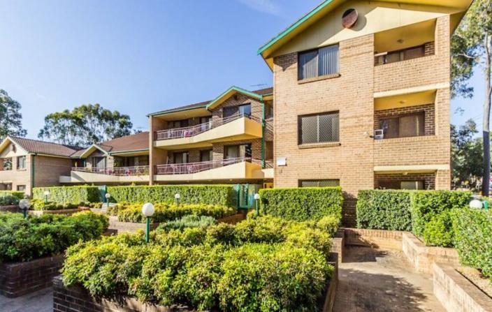 2 bedrooms Apartment / Unit / Flat in 19/164-168 Station Street WENTWORTHVILLE NSW, 2145