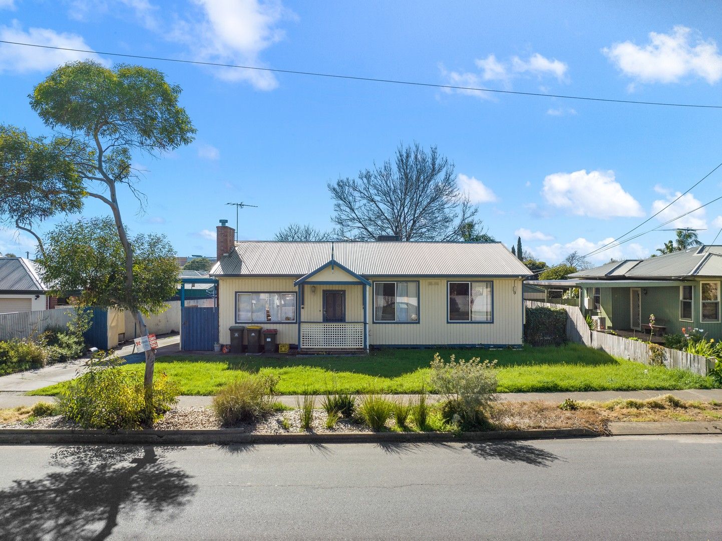 19 Sutton Avenue, Seacombe Gardens SA 5047, Image 0