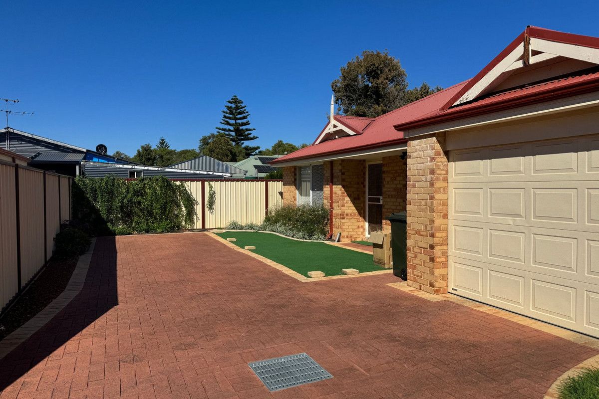 3 bedrooms Apartment / Unit / Flat in 2/8 Alpha Road WEST BUSSELTON WA, 6280