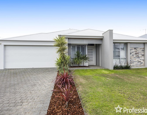 17 Grapple Road, Whitby WA 6123