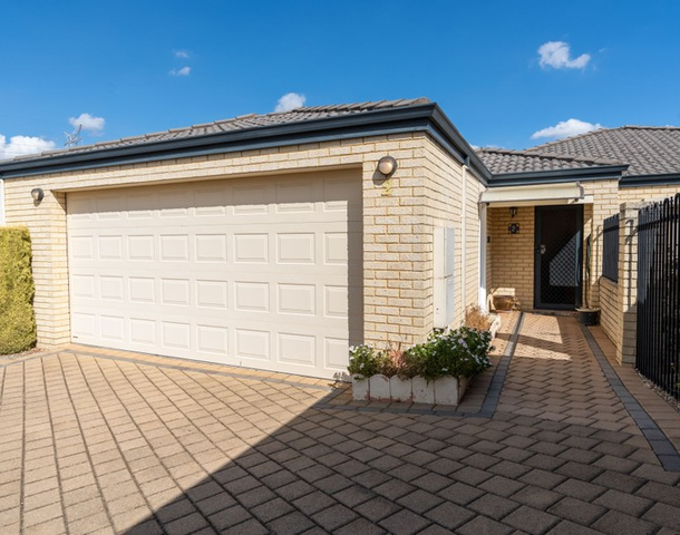 2/6 Cockatoo Chase, Bennett Springs WA 6063