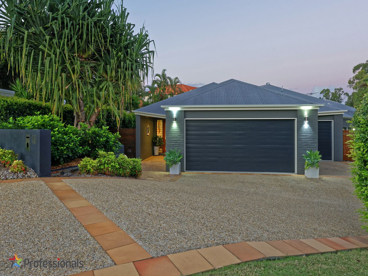 15 Evergreen Place, McDowall QLD 4053, Image 1