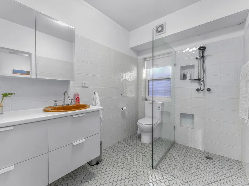 Additional image 3 of 4/33 Oxlade Drive, New Farm QLD 4005