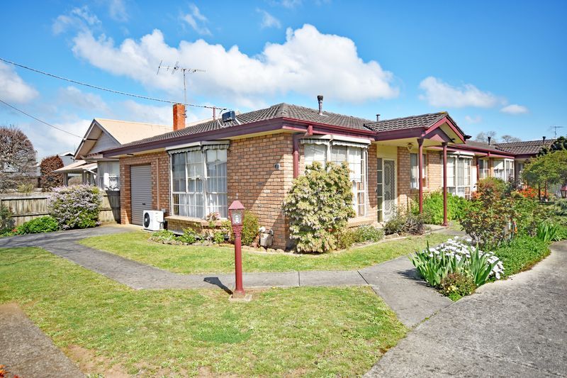 2 bedrooms Apartment / Unit / Flat in 1/31 Witton Street WARRAGUL VIC, 3820