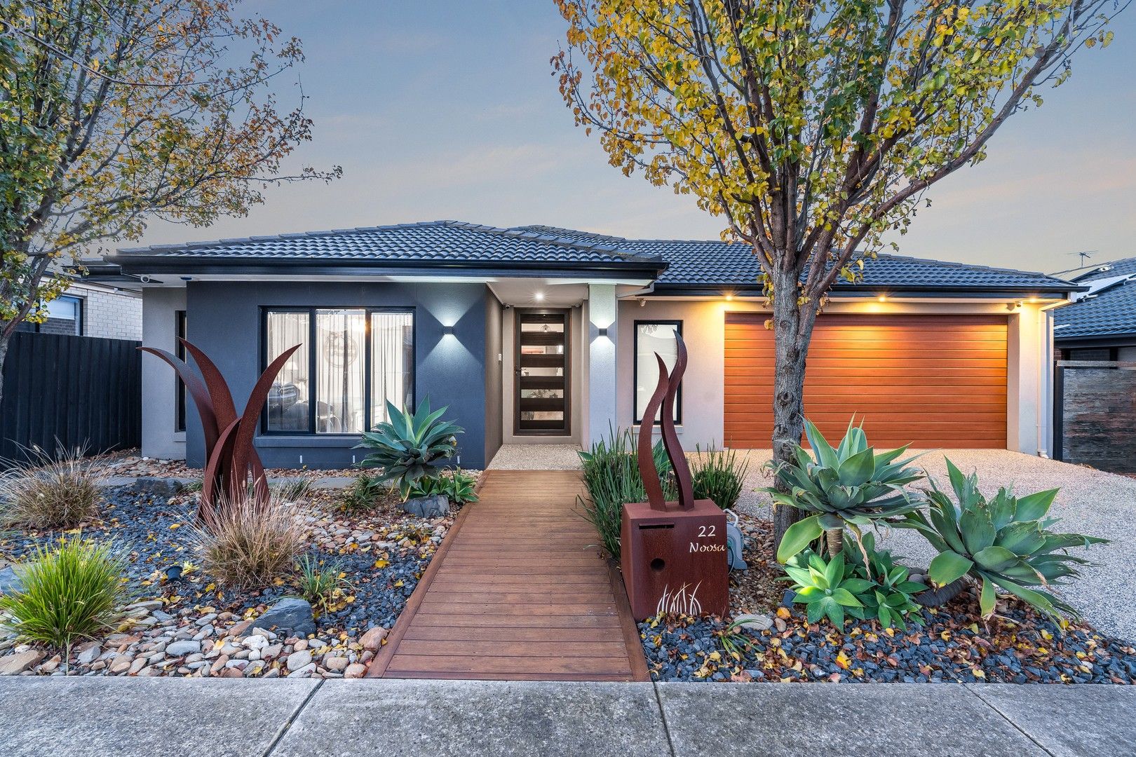 4 bedrooms House in 22 Noosa Circuit ARMSTRONG CREEK VIC, 3217