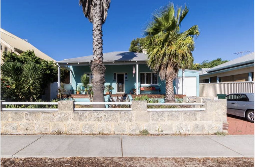 2 bedrooms House in 418 South Terrace SOUTH FREMANTLE WA, 6162