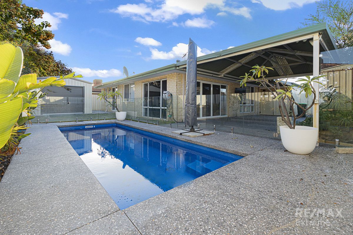 4 bedrooms House in 15 Arabella Mews CURRAMBINE WA, 6028