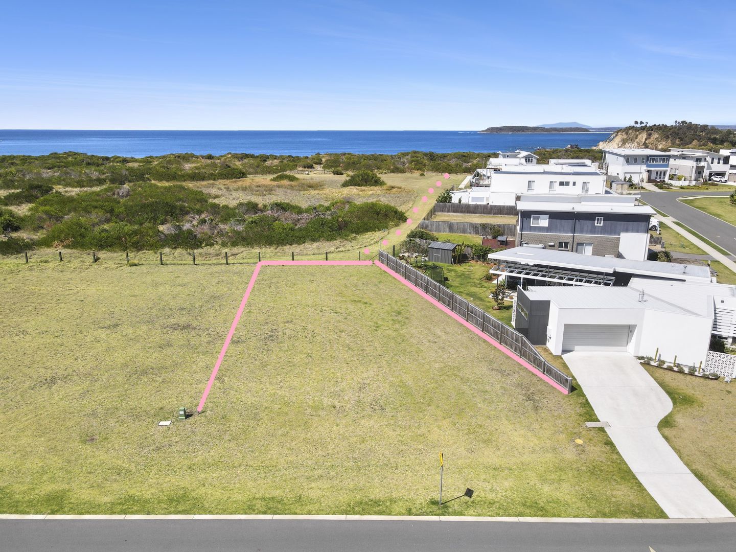 23 Oceanview Way, Tomakin NSW 2537, Image 2