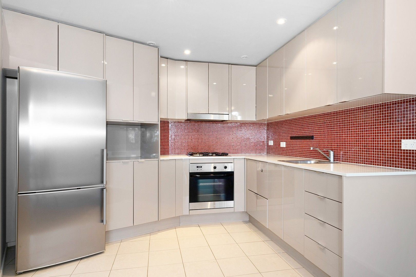 1 bedrooms Apartment / Unit / Flat in 21/29 Howard Avenue DEE WHY NSW, 2099