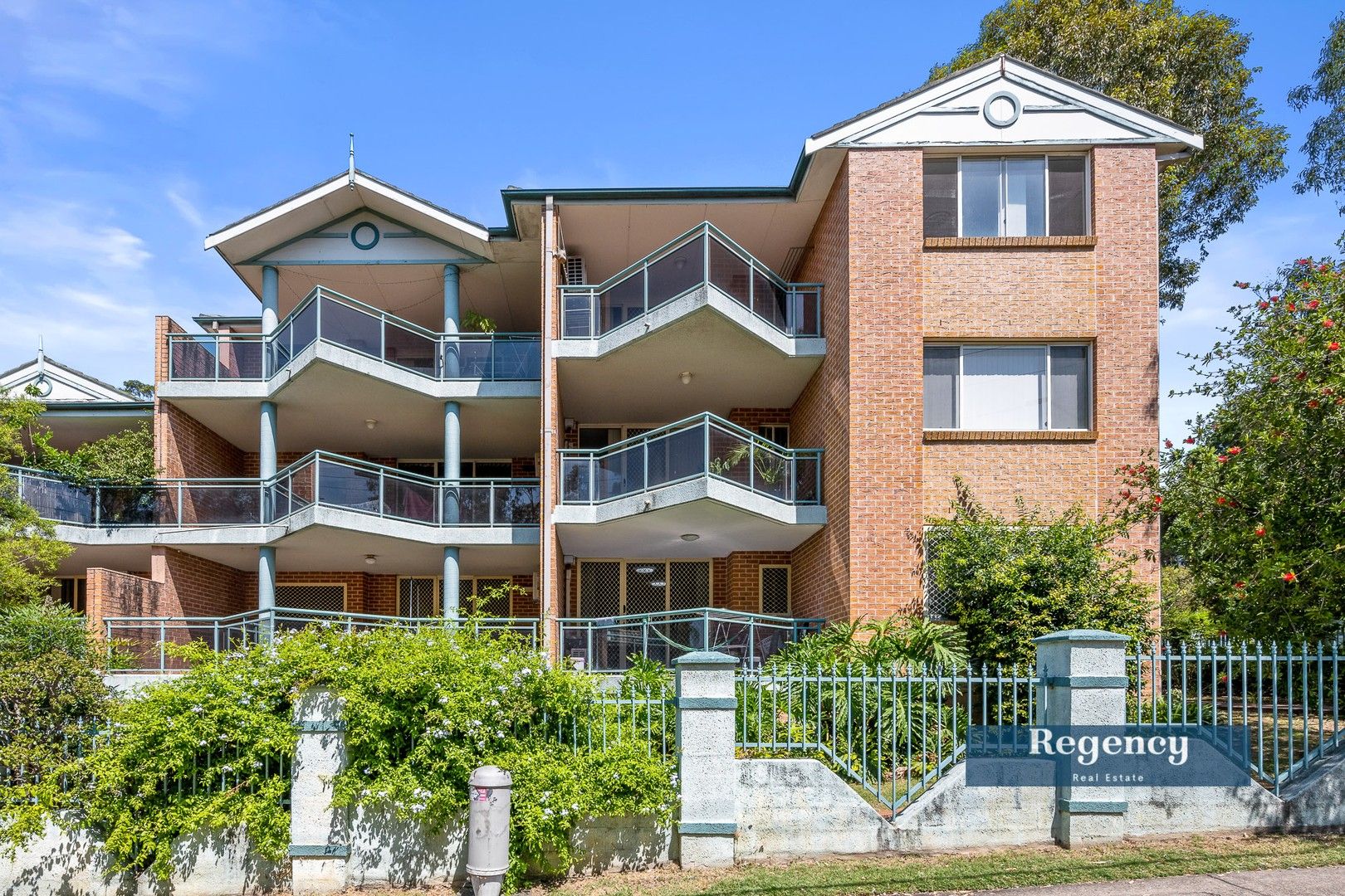 2 bedrooms Apartment / Unit / Flat in 16/64 Fullagar Road WENTWORTHVILLE NSW, 2145