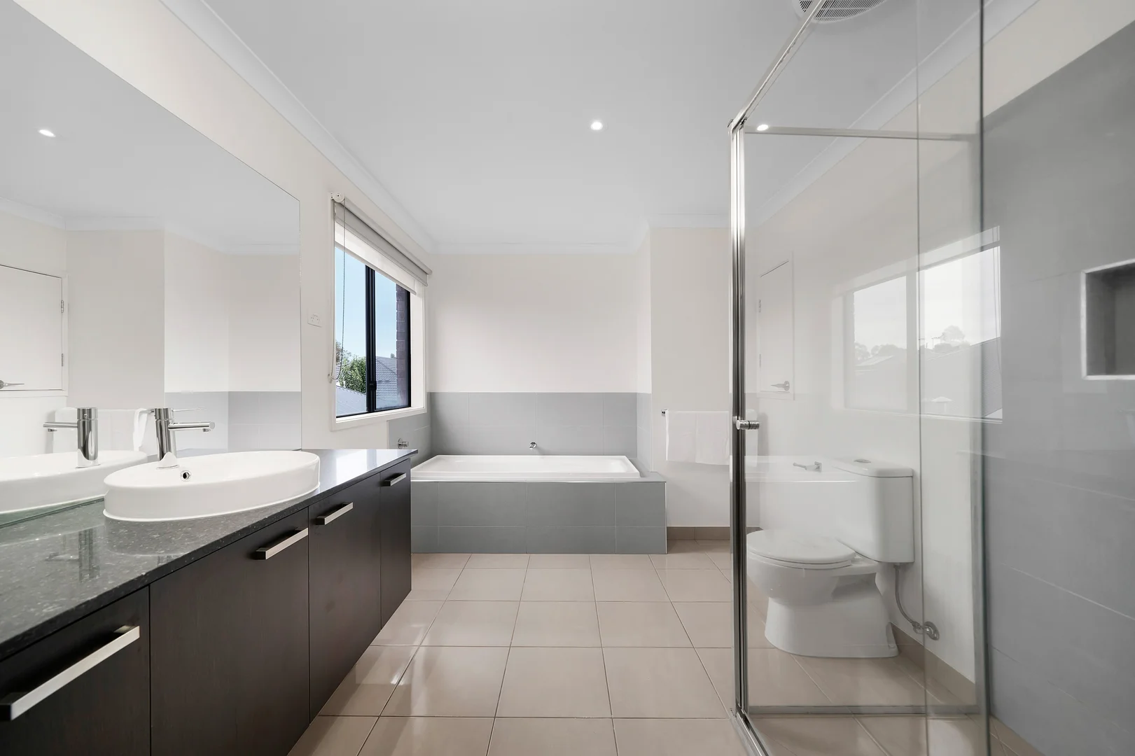 Additional image 21 of 26 Edwin Close, Manor Lakes VIC 3024