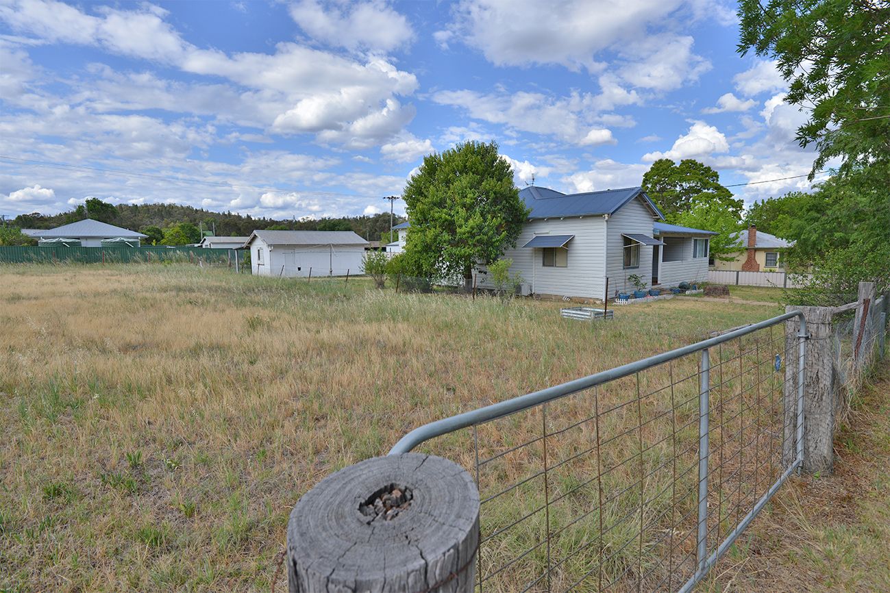 23-25 WHITE STREET, Coonabarabran NSW 2357, Image 2