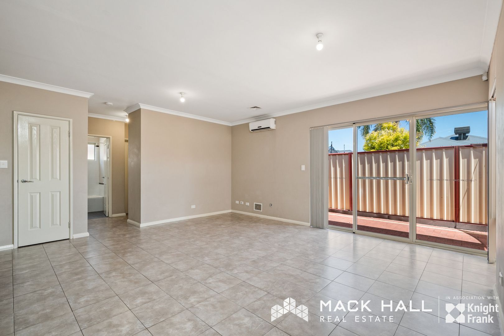 22 Gibbs Street, East Cannington WA 6107, Image 2