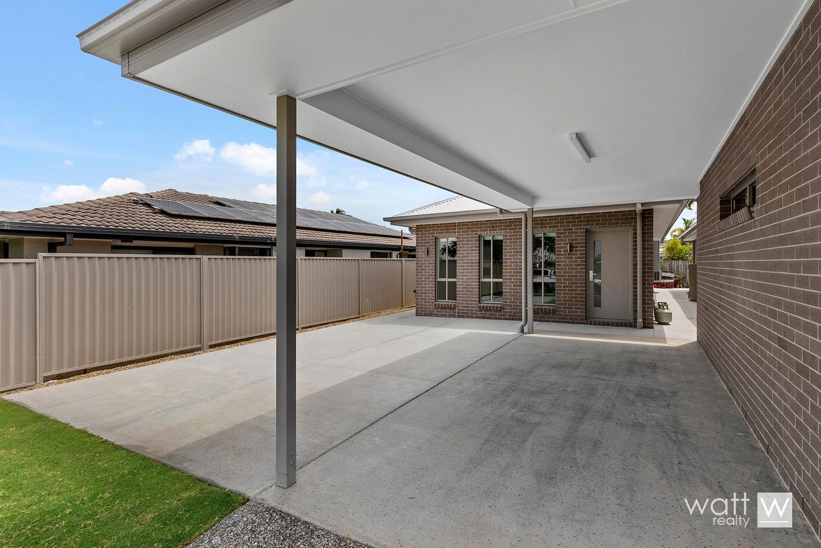 3 bedrooms House in 10 Balcara Avenue CARSELDINE QLD, 4034