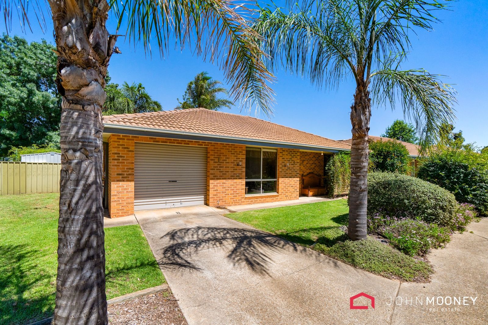 2/2 Leena Place, Wagga Wagga NSW 2650, Image 0