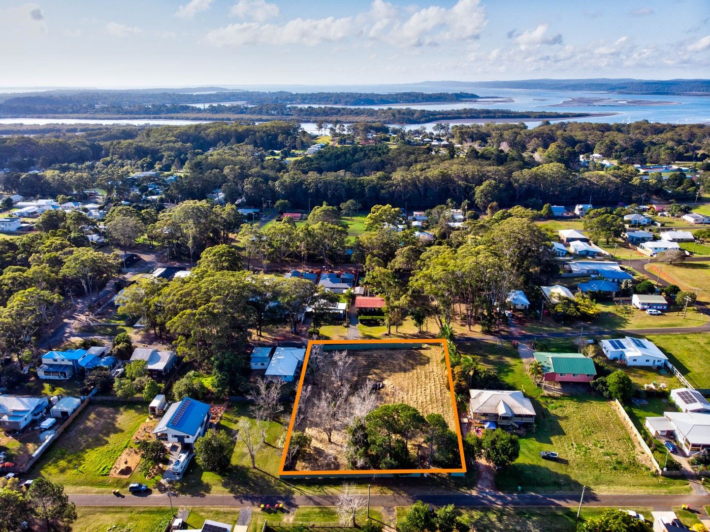 9-11 Roebuck Road, Russell Island QLD 4184, Image 2