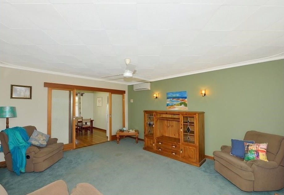 12 Leigh Street, Dudley Park WA 6210, Image 2
