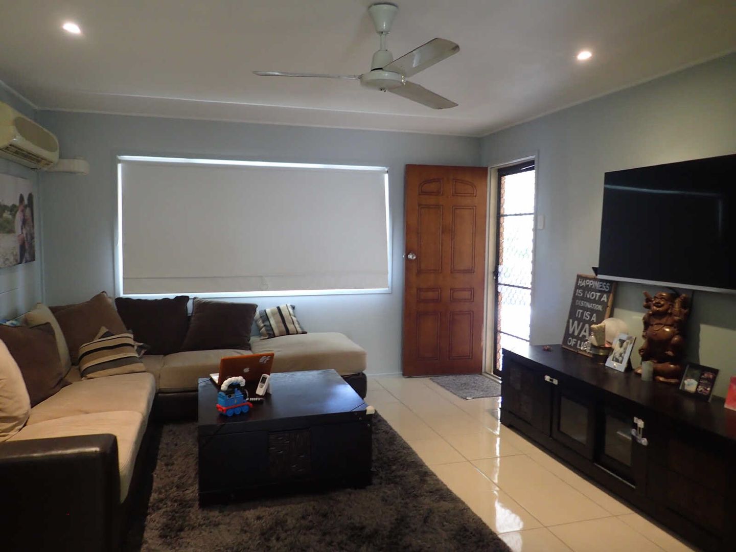 1/7 Scawfell Avenue, Slade Point QLD 4740, Image 1