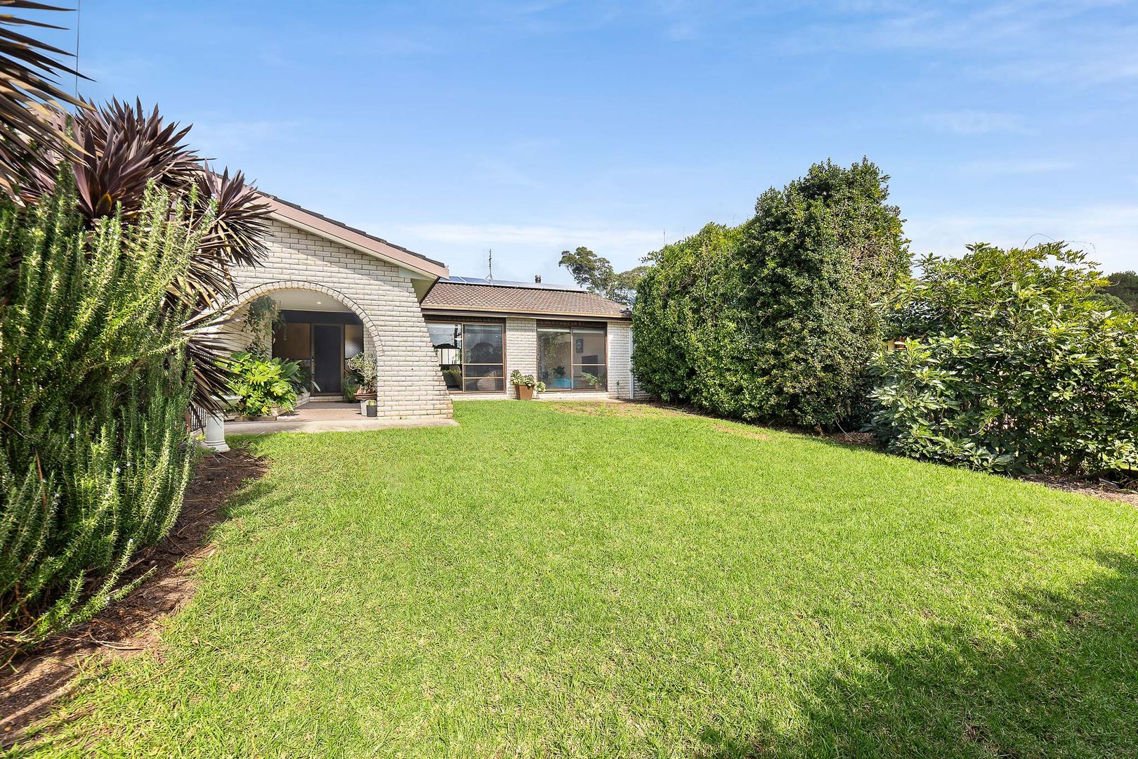 40 Binalong Street, Dalmeny NSW 2546, Image 1