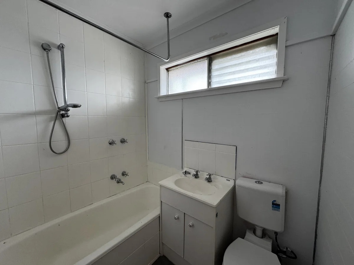 Additional image 5 of 19 White Parade, Churchill VIC 3842