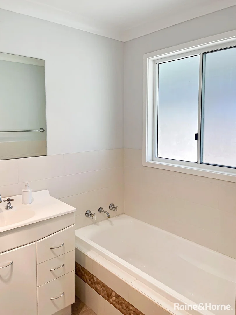 Additional image 9 of 210 Belmore Rd, Young NSW 2594