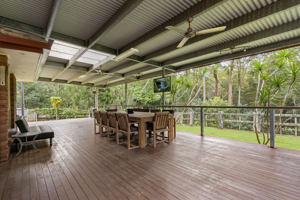 6 Chesterton Road, Guanaba QLD 4210, Image 2