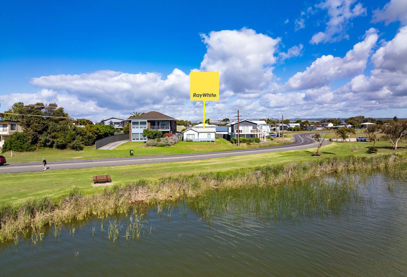 107 Barrage Road, Goolwa South SA 5214, Image 0