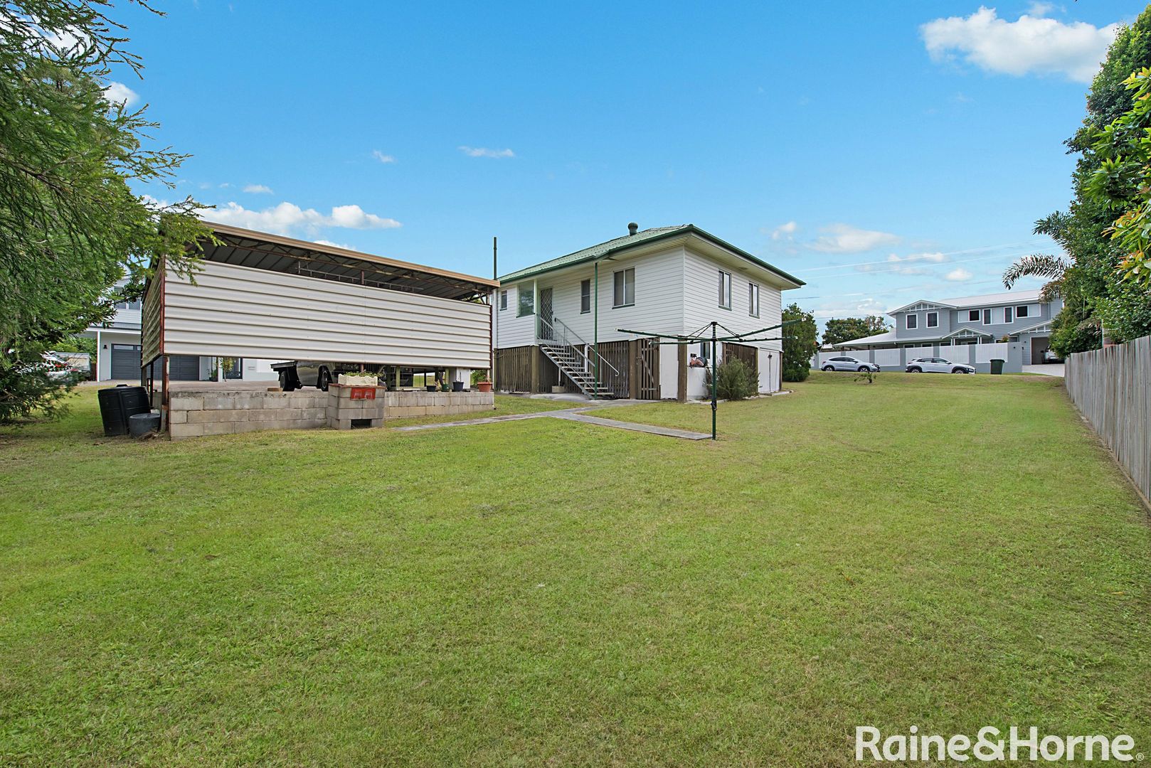 39 Florence Street, Carina QLD 4152, Image 2