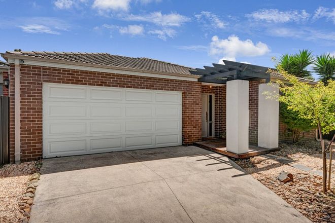 Picture of 7 Moss Street, CRANBOURNE NORTH VIC 3977