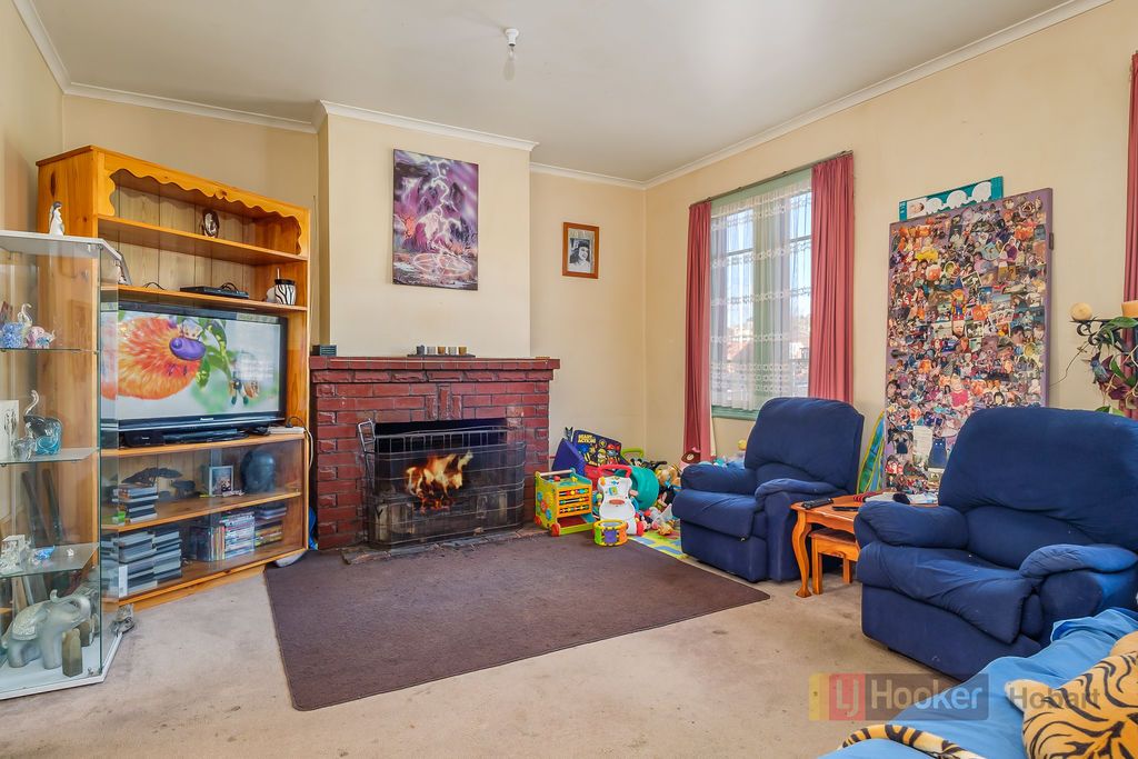 22 Risdon Road, New Town TAS 7008, Image 1