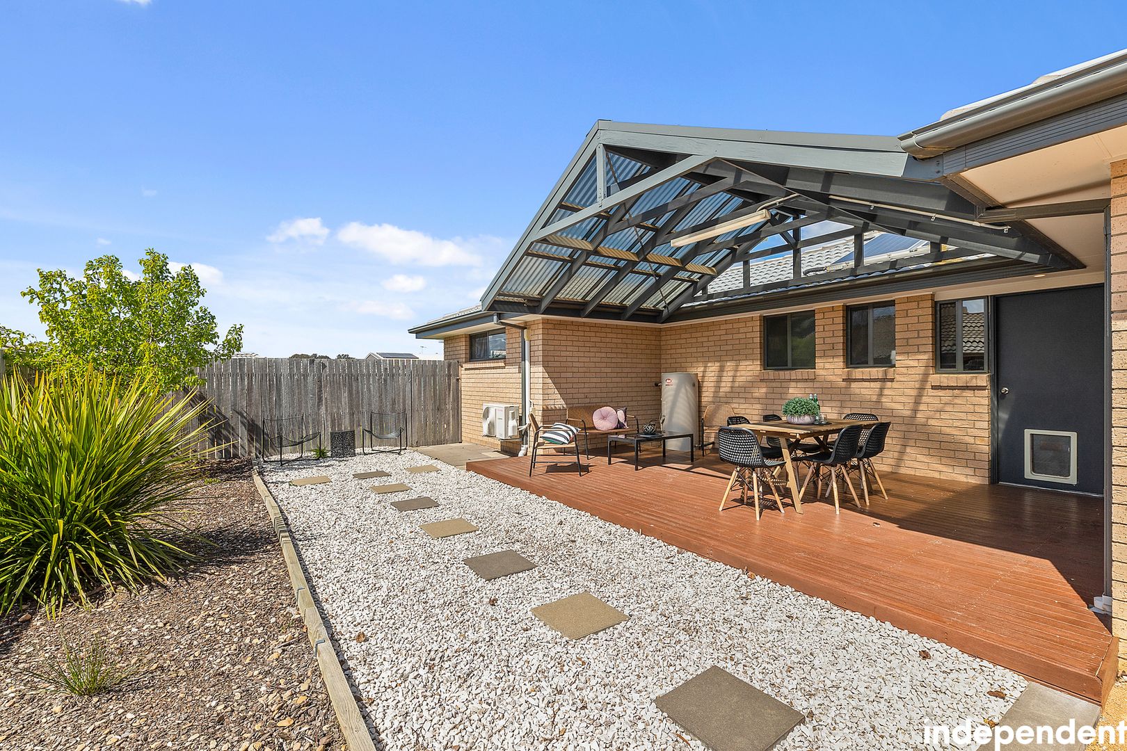 128 Macfarlane Burnet Avenue, Macgregor ACT 2615, Image 2