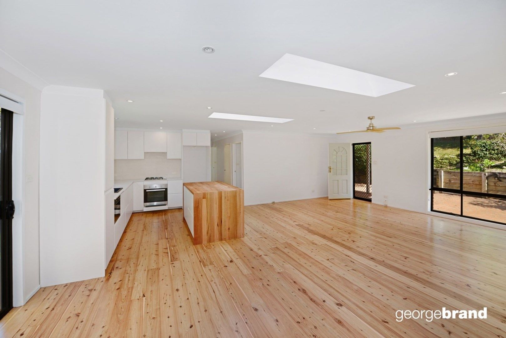 10 Clements Drive, Avoca Beach NSW 2251, Image 0