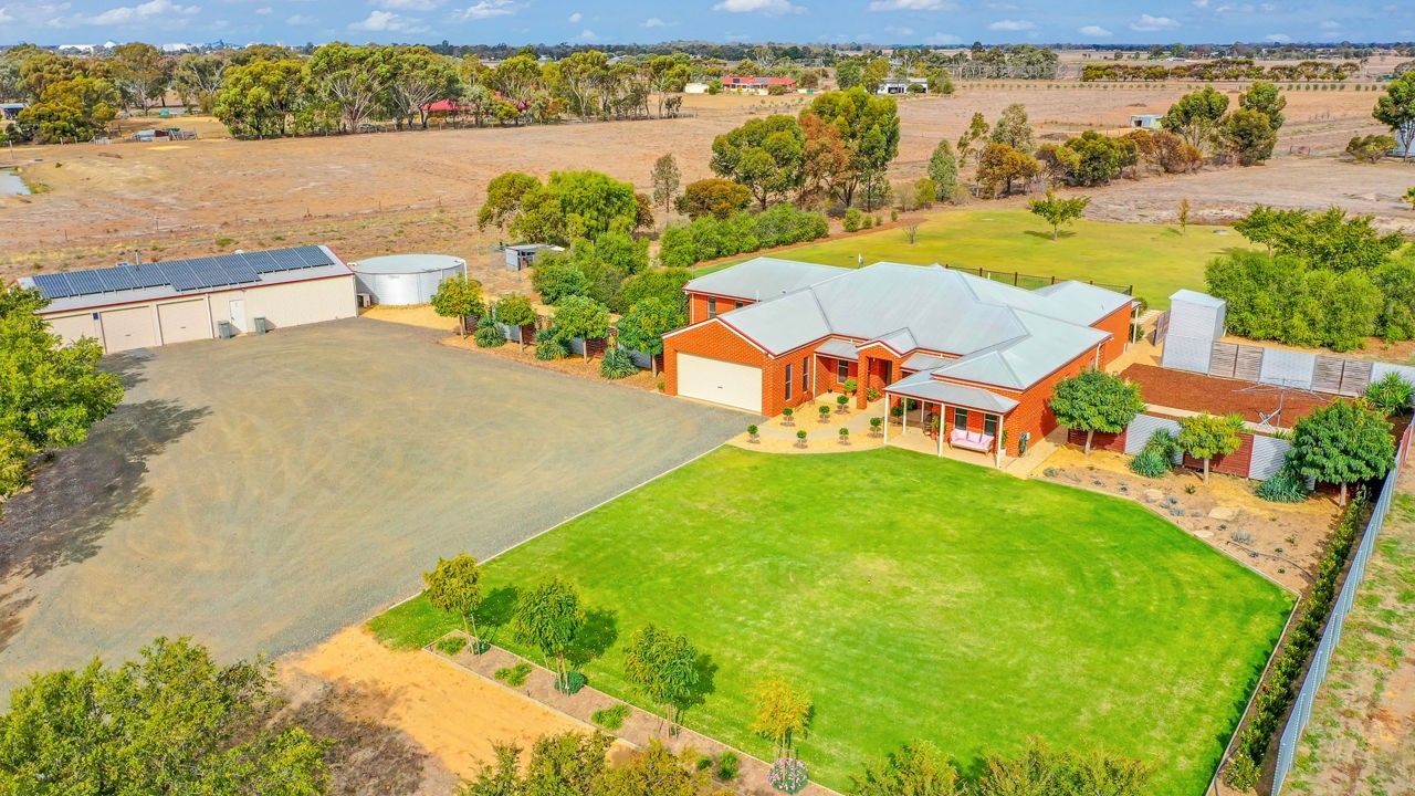 25 Riverview Dr, Deniliquin NSW 2710, Image 0