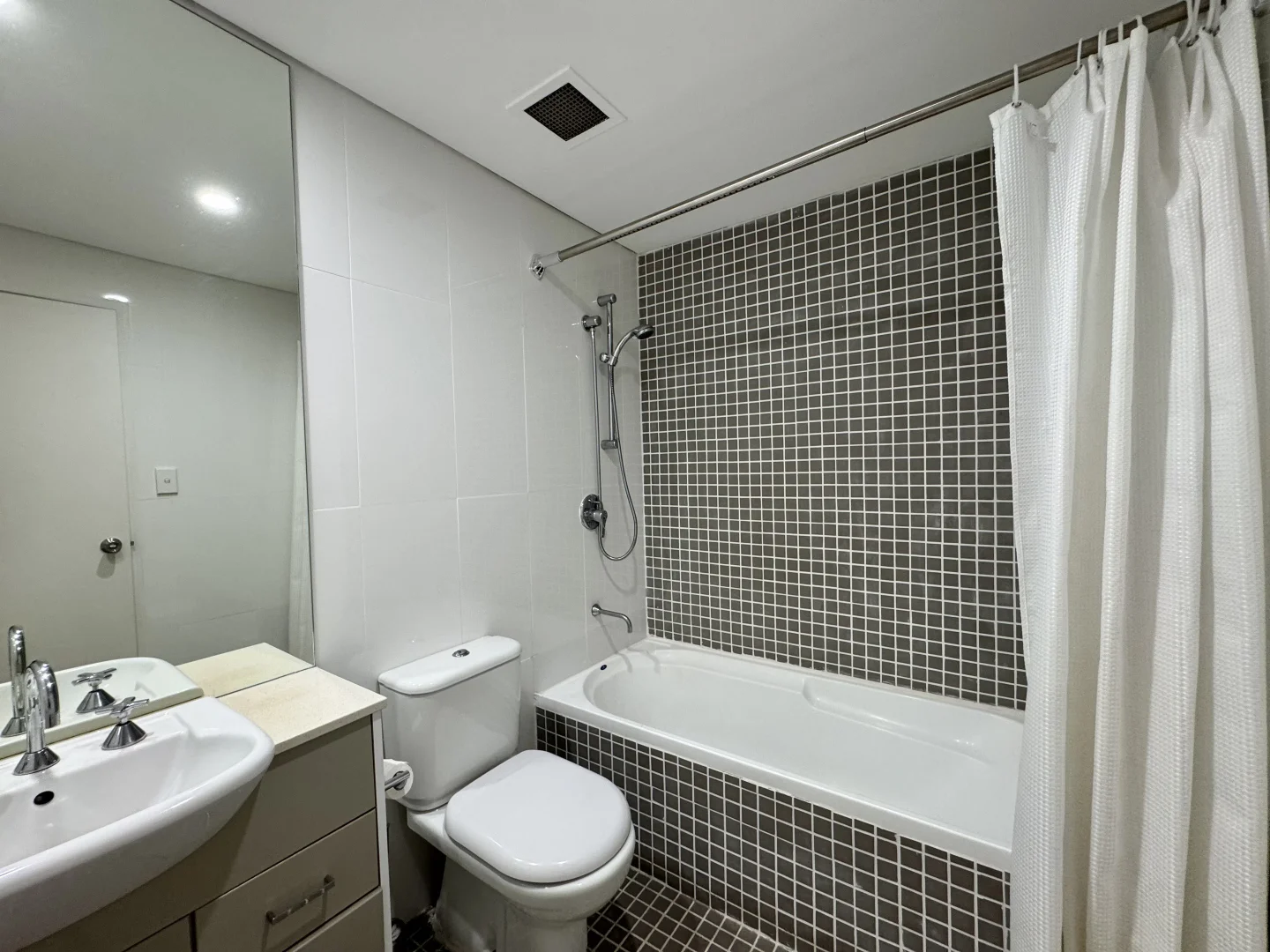 Additional image 6 of 608/14-18 Darling Street, Kensington NSW 2033