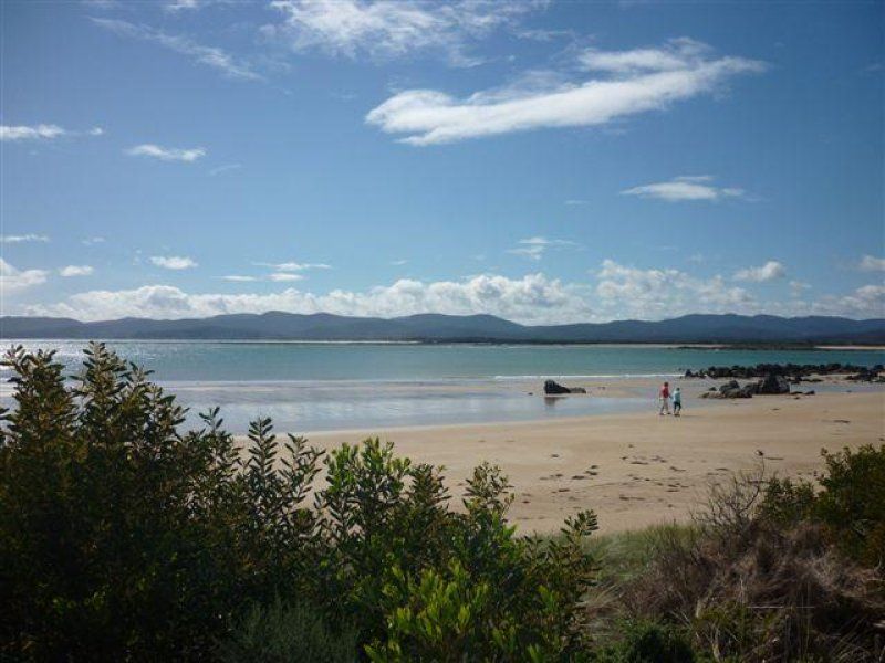 36 The Esplanade, Hawley Beach TAS 7307 Domain