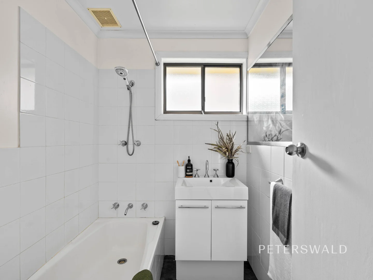 Additional image 15 of 2/279 Churchill Avenue, Sandy Bay TAS 7005