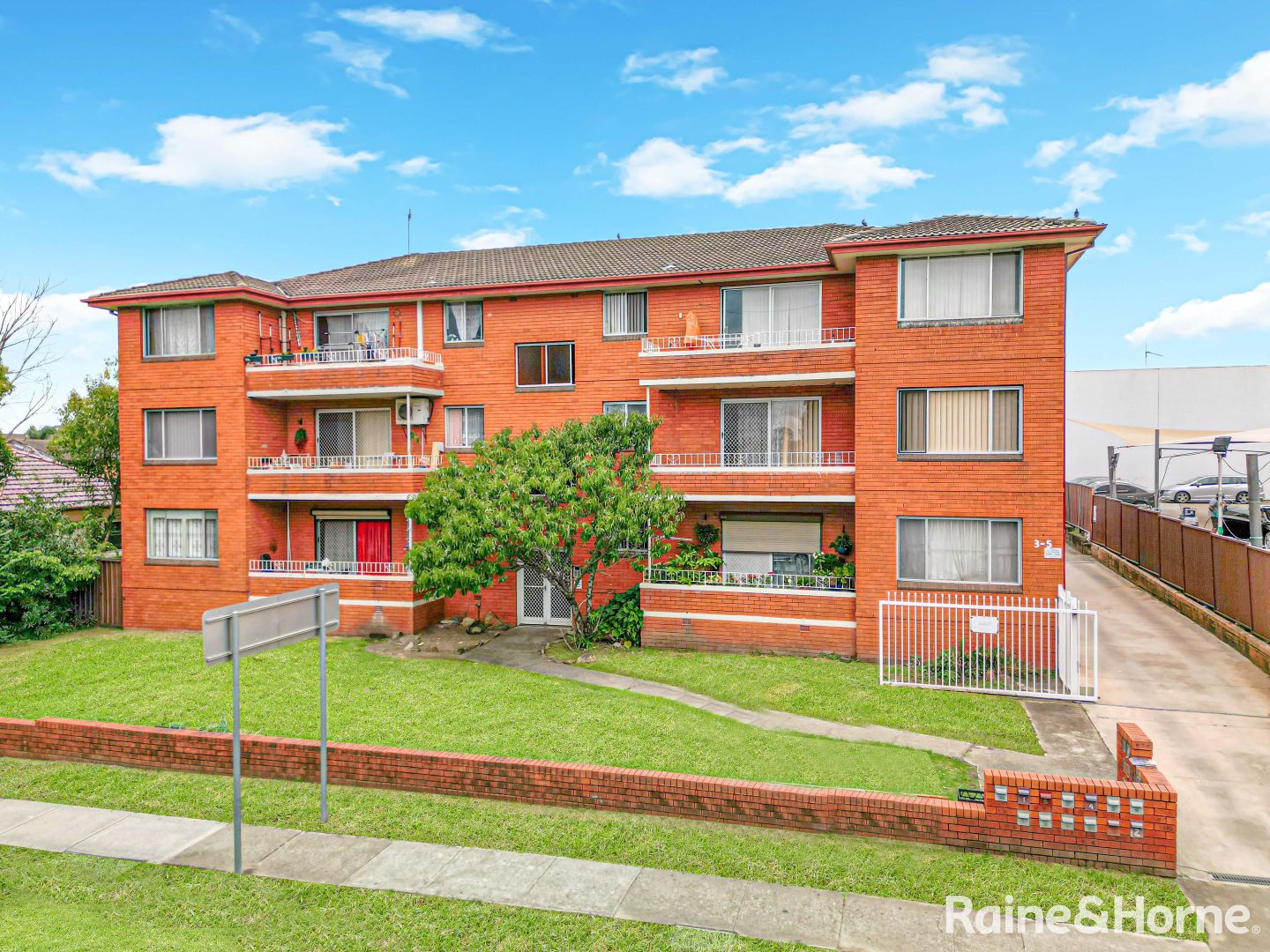 9/3 Church Street, Cabramatta NSW 2166, Image 2