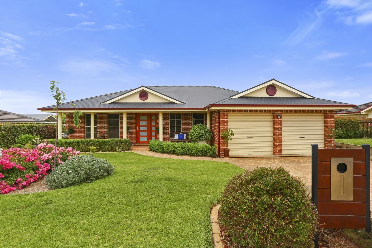 9 Glenquarry Crescent, Bowral NSW 2576, Image 0